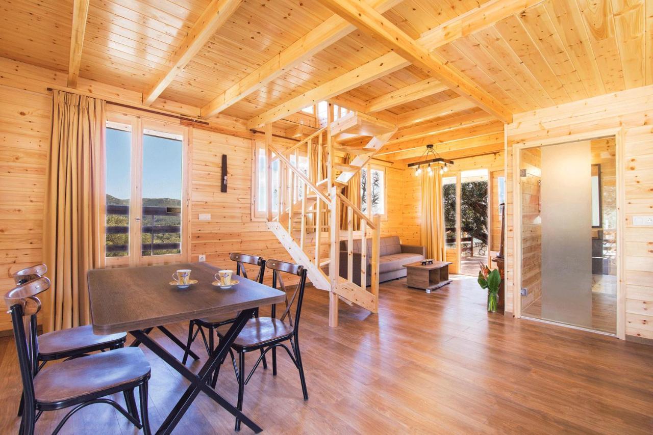 Romantic Tree House Kato Pavliana Exterior foto