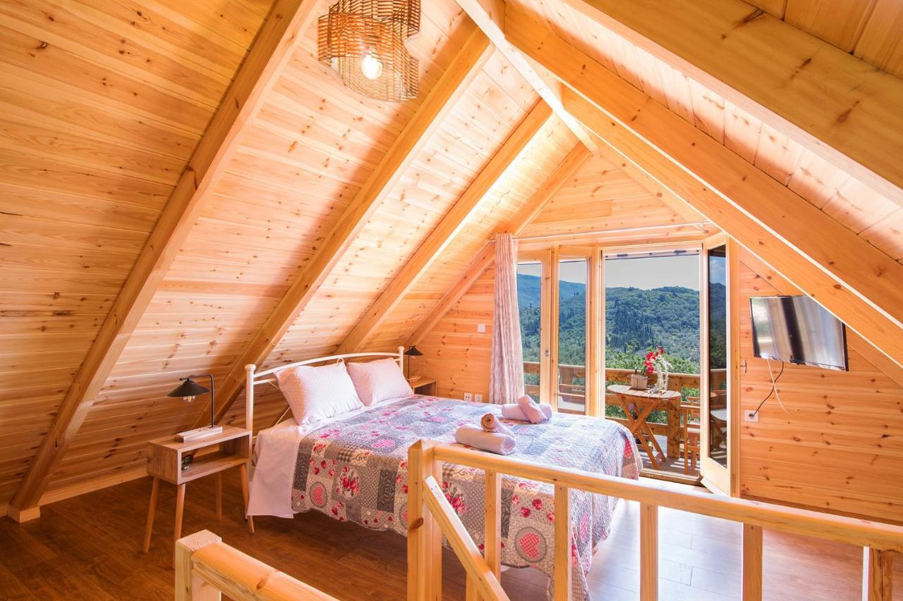 Romantic Tree House Kato Pavliana Exterior foto